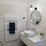 Vine - New Luxury House In A Oasis Manjadvorci