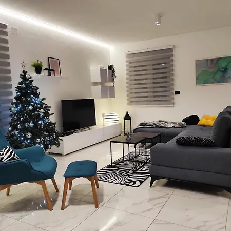 Villa Vine - New Luxury House In A Oasis Manjadvorci