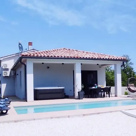 Vine - New Luxury House In A Oasis * Manjadvorci