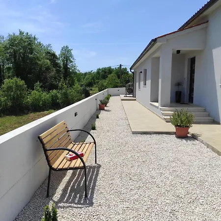 Villa Vine - New Luxury House In A Oasis